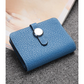Porte-carte en cuir de vachette grainé avec fermoir rotatif - luxe unisexe
