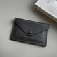 Porte-carte enveloppe en cuir de vachette véritable - élégance minimaliste