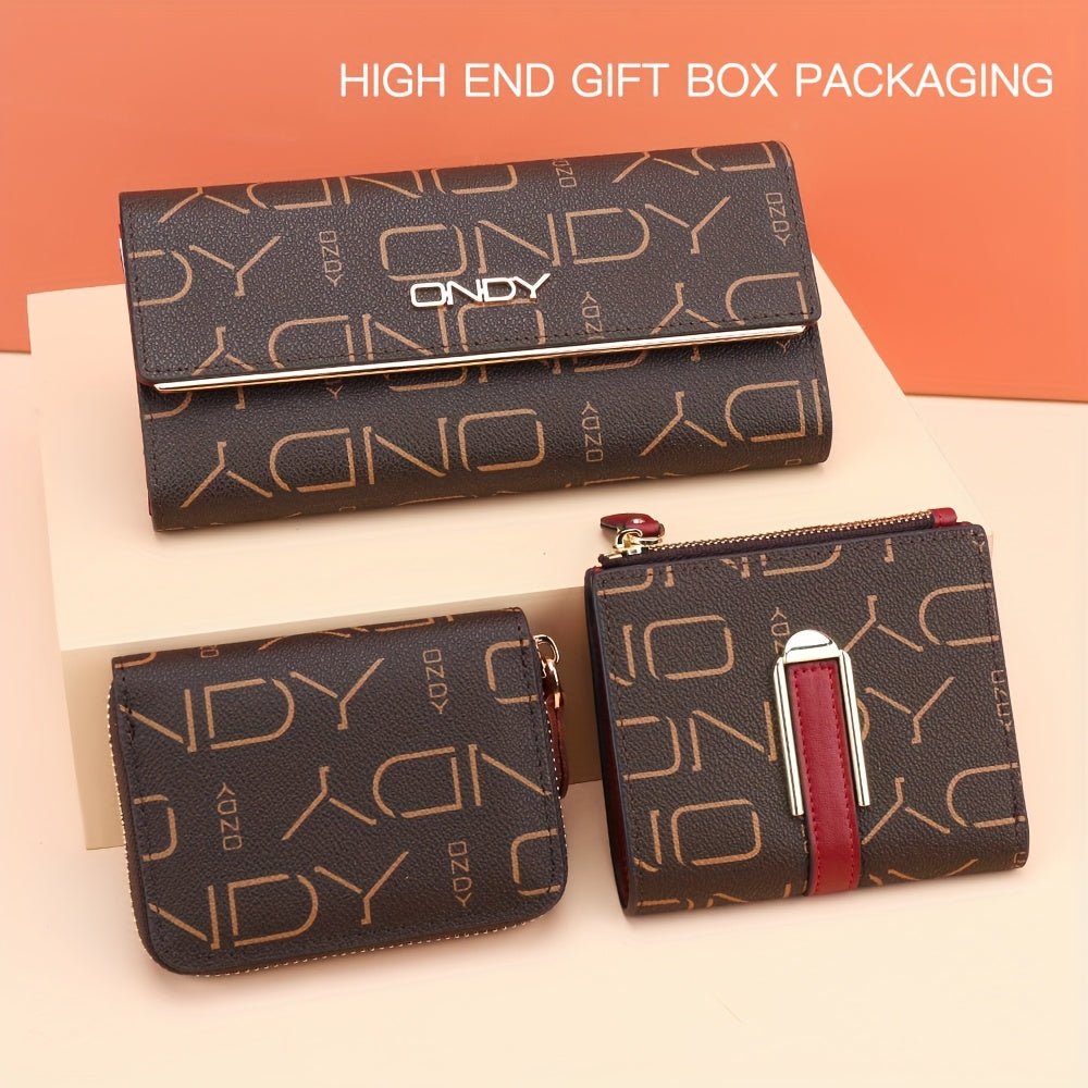 Coffret cadeau : trois portefeuilles femme au monogramme