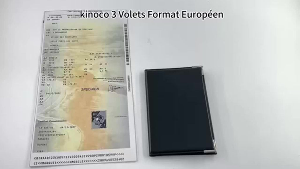 Étui carte grise PVC souple à quatre volets, 34,7 cm déplié