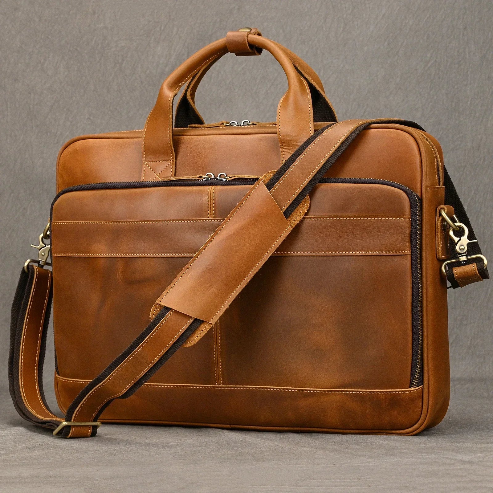 Mallette rétro en cuir véritable pour homme - Sacoche ordinateur 15,6" et porte-documents vintage — photo 12 Image