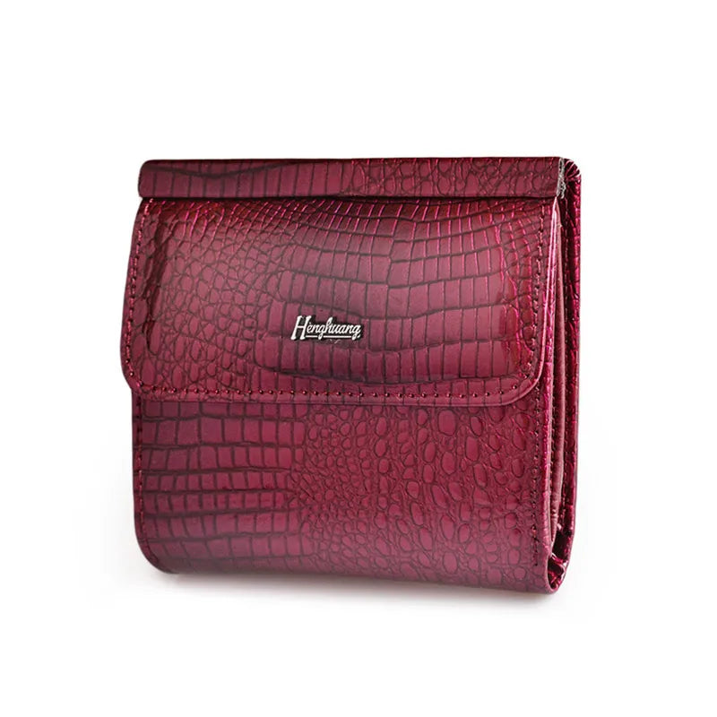 Petit portefeuille femme en cuir véritable avec texture crocodile — photo 1