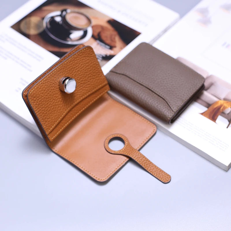 Porte-carte en cuir de vachette grainé avec fermoir design - luxe unisexe — photo 1