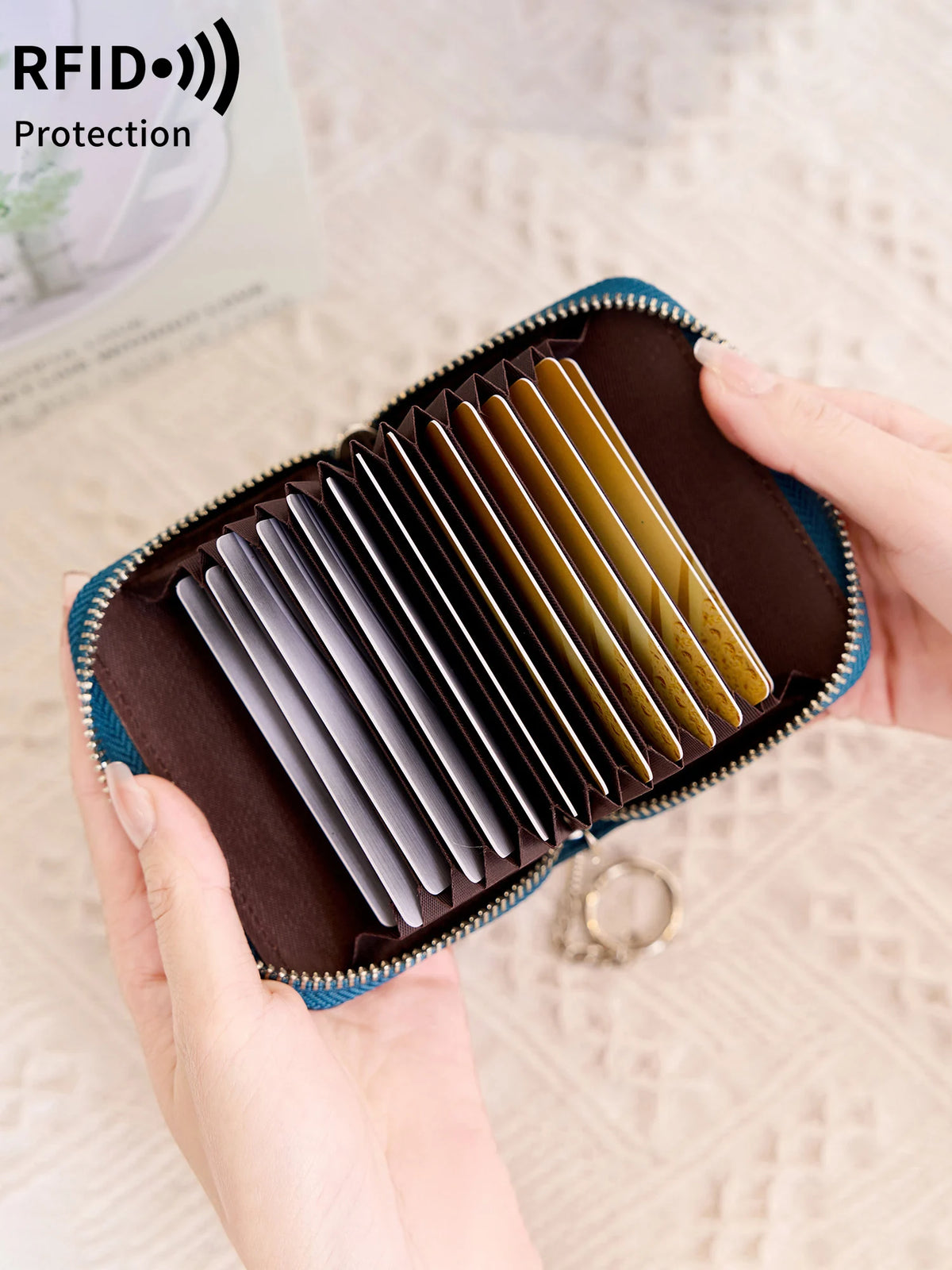 Porte-carte en accordéon avec protection RFID et porte-clés — photo 2