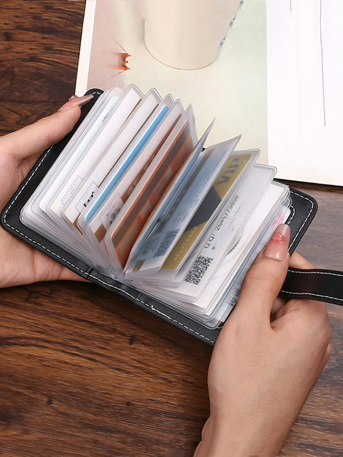 Porte-cartes 22 fentes en cuir pu à motif pied-de-poule et fermeture à pression — photo 4