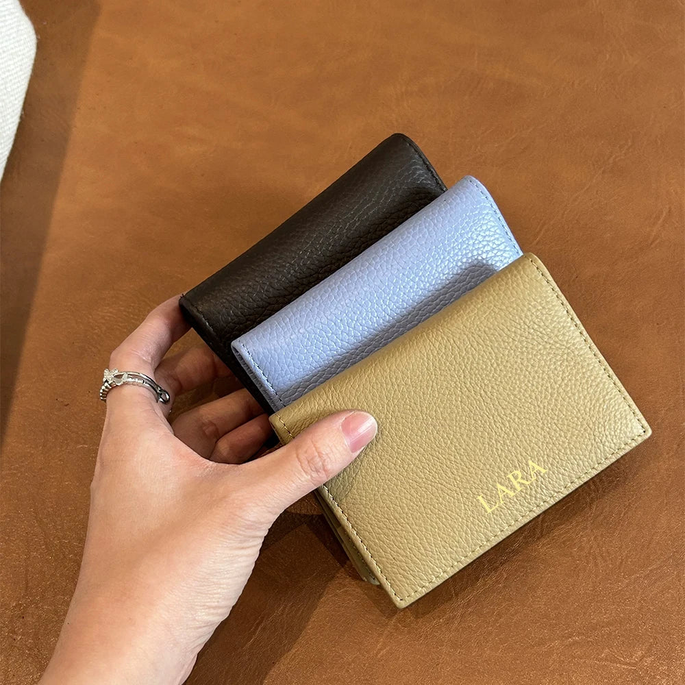 Porte-cartes en cuir véritable unisexe personnalisable avec compartiments et fermeture pliable — photo 1