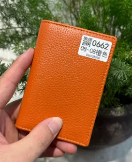 Porte-cartes en cuir véritable unisexe personnalisable avec compartiments et fermeture pliable — photo 17