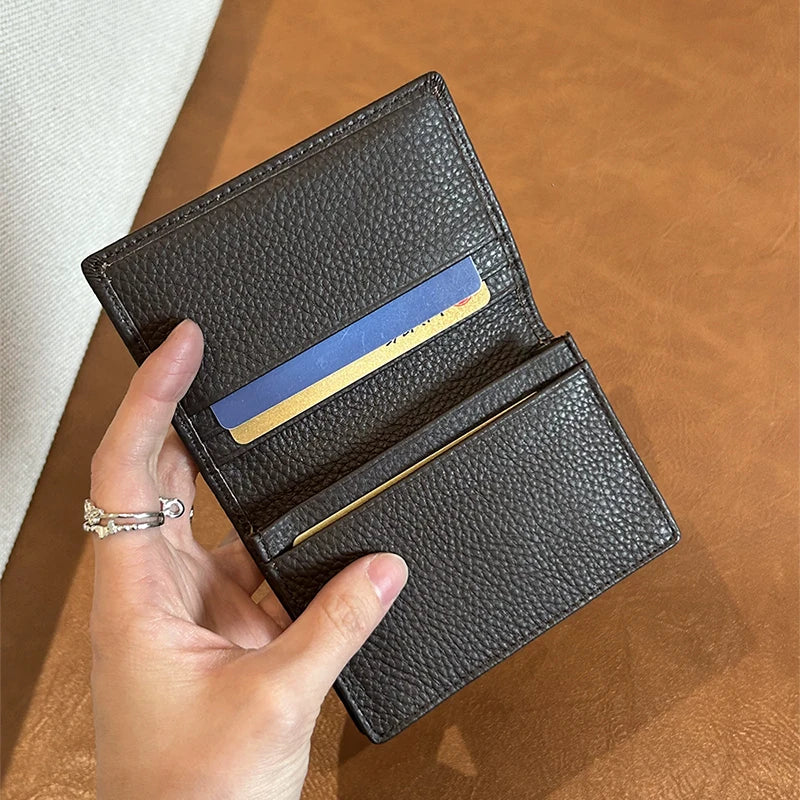 Porte-cartes en cuir véritable unisexe personnalisable avec compartiments et fermeture pliable — photo 3