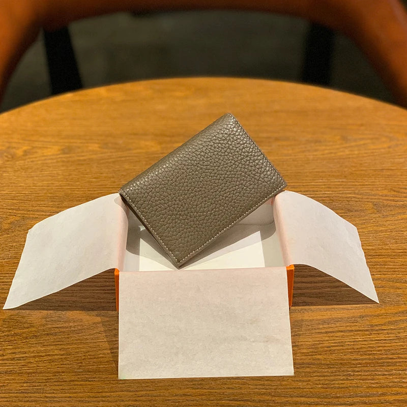 Porte-cartes slim en cuir de vachette véritable — Design luxe pour homme et femme — photo 11