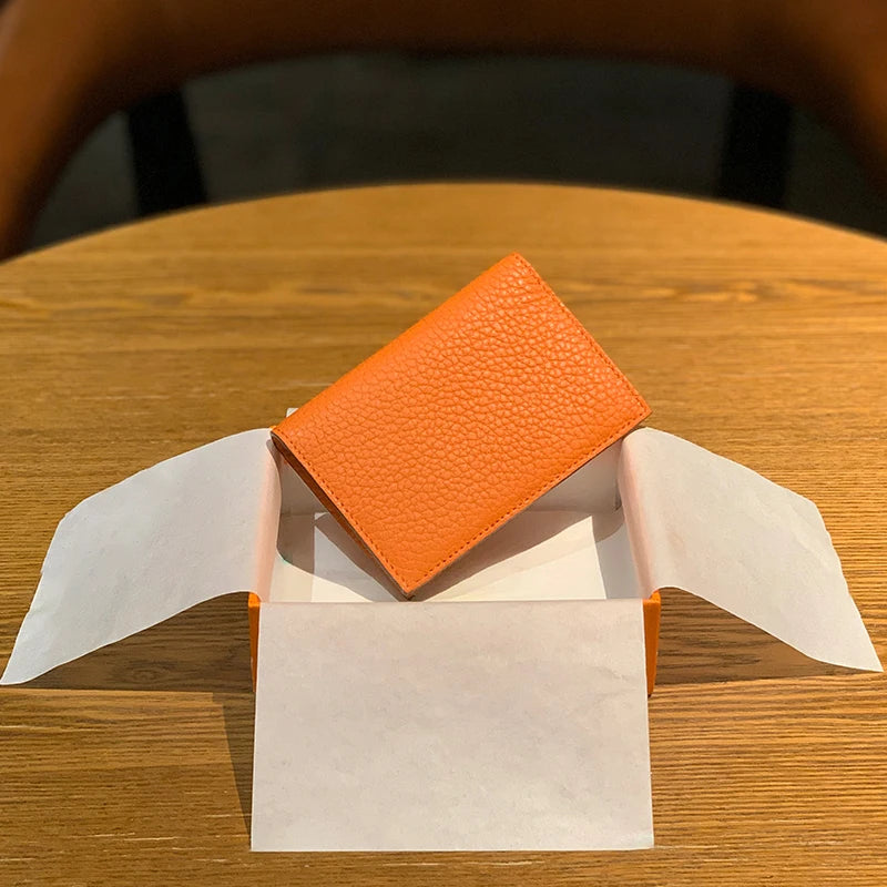 Porte-cartes slim en cuir de vachette véritable — Design luxe pour homme et femme — photo 8 Image