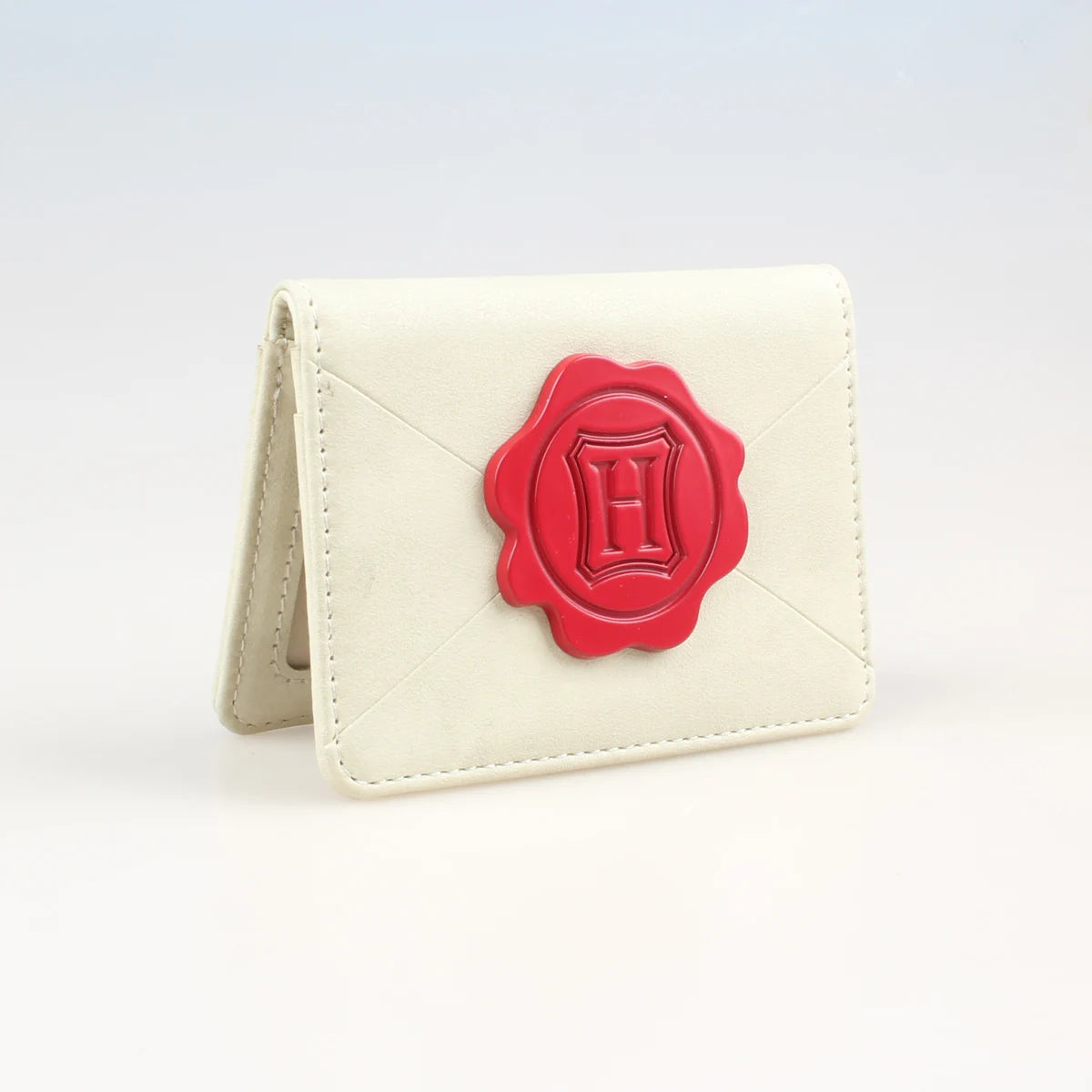 Porte-cartes de designer pour femme avec badge métallique et fermeture hasp — photo 2