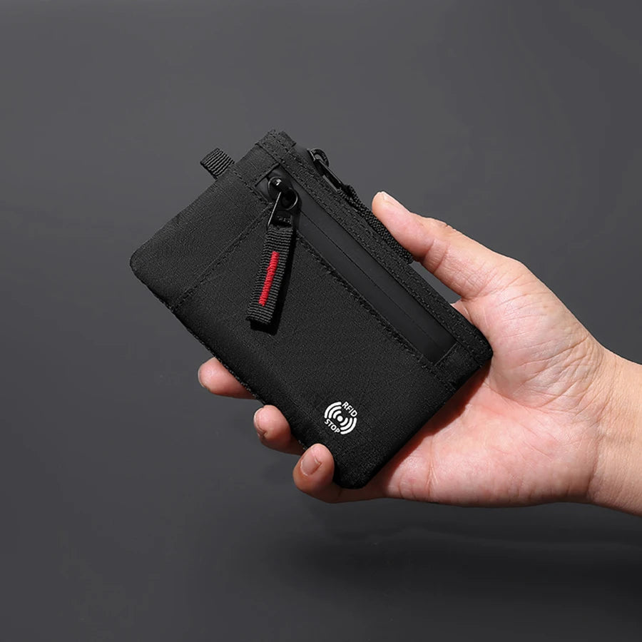 Porte-cartes zippé en nylon tactique avec mousqueton compact et sécurisé — photo 1