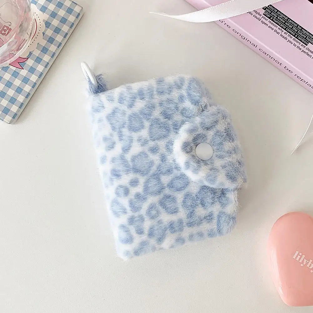 Porte-monnaie léopard en peluche avec fermeture pression et poche zippée — photo 9