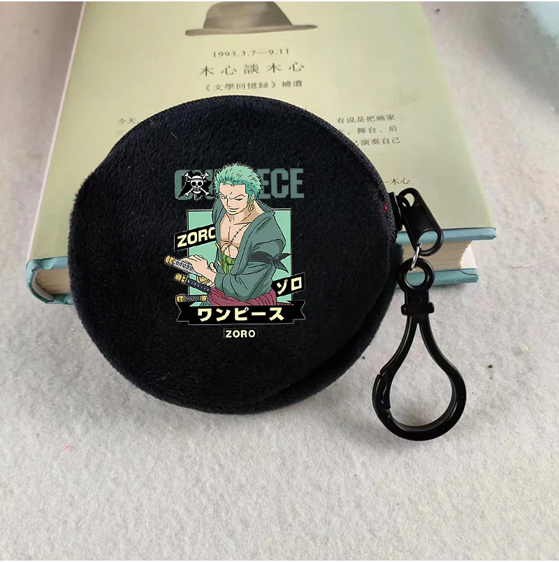 Porte-monnaie rond en peluche One Piece pour enfants et fans d'Anime — photo 3