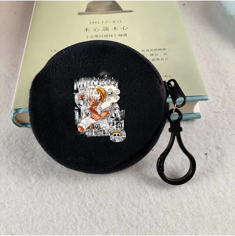 Porte-monnaie rond en peluche One Piece pour enfants et fans d'Anime — photo 6