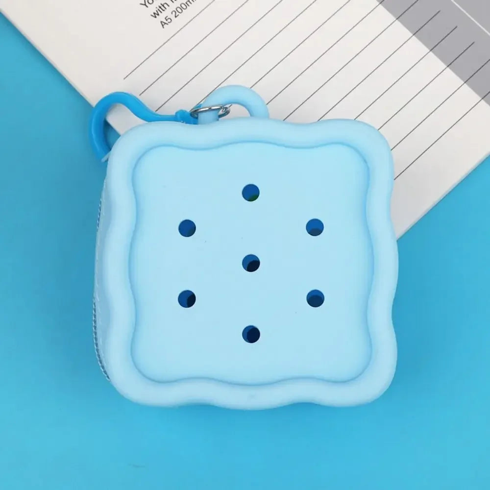 Porte-monnaie silicone carré avec fermeture zippée et porte-clés coloré — photo 10