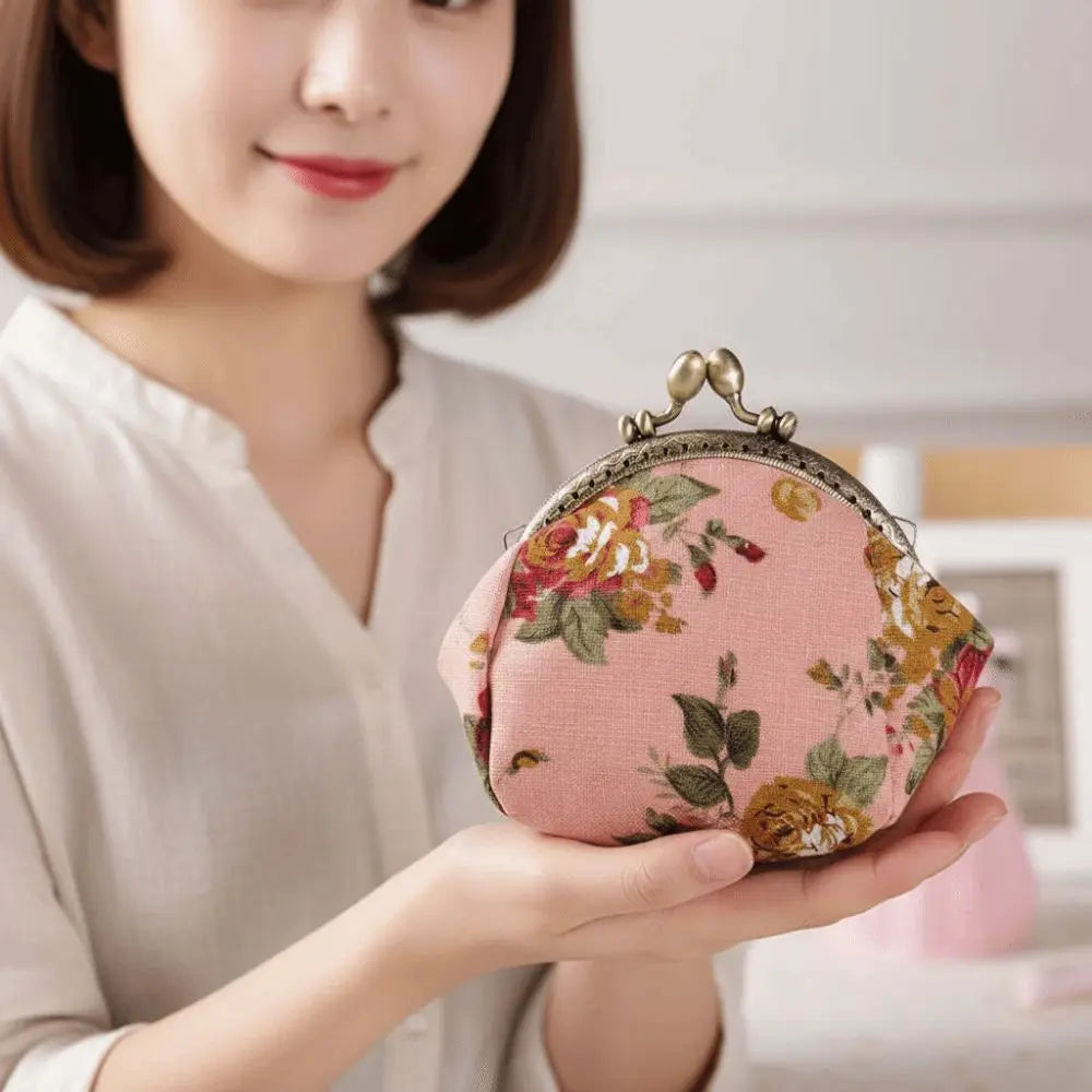 Porte-monnaie vintage à fermoir clic-clac en toile fleurie pour femme — photo 1