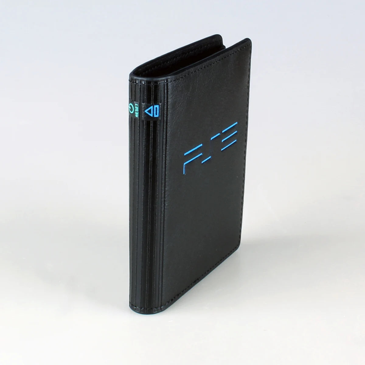 Portefeuille design console de jeux rétro - accessoire geek et tendance — photo 2