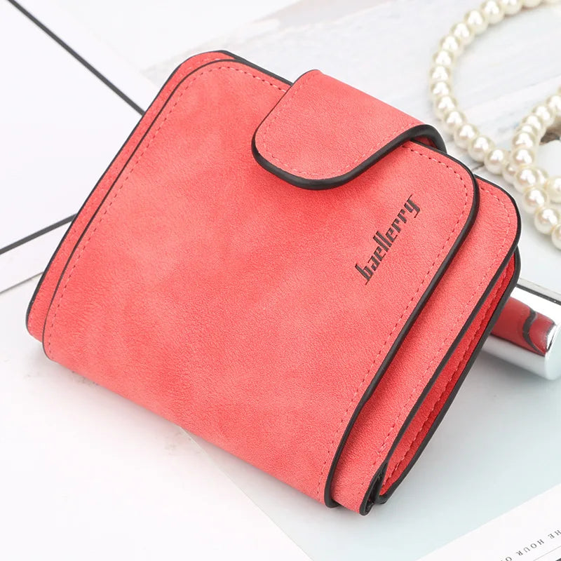 Portefeuille court femme  en cuir abrasif avec porte-monnaie — photo 4