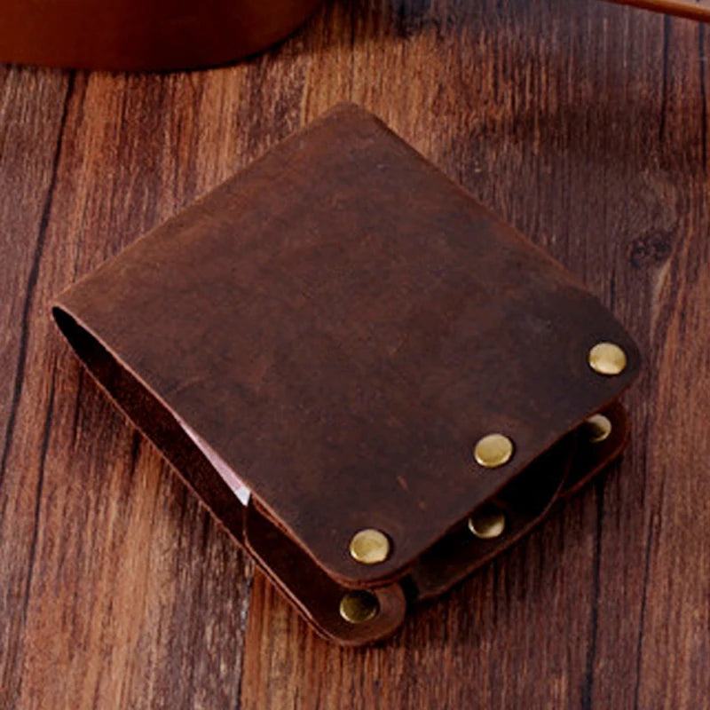 Portefeuille en cuir véritable pour homme – Portefeuille court en cuir avec rivets, porte-cartes et porte-monnaie — photo 1