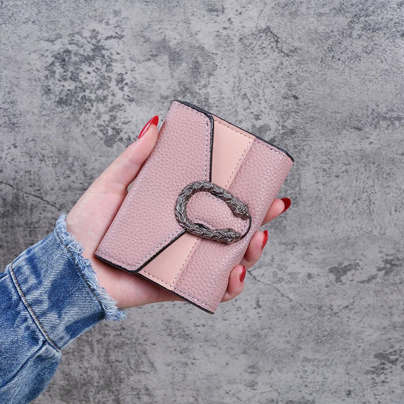 Portefeuille femme compact en cuir PU avec rabat et boucle décorative élégante — photo 6