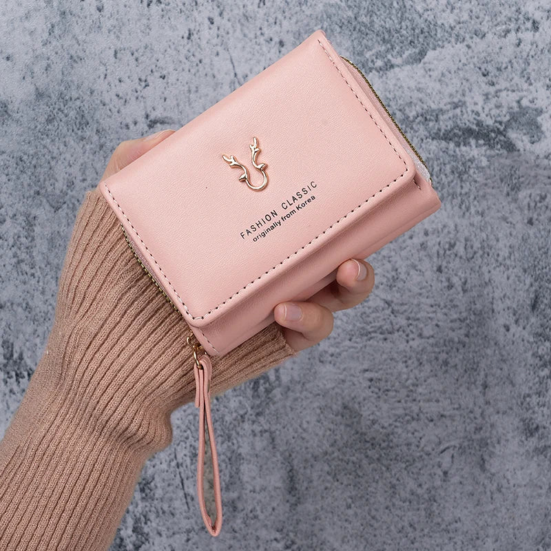 Portefeuille femme compact en cuir PU avec zip, rabat et dragonne multifonction — photo 6