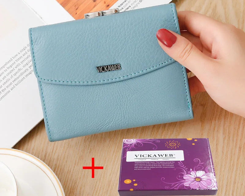 Portefeuille femme compact en cuir véritable à rabat avec porte-cartes intégré — photo 8