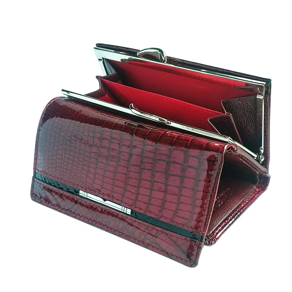 Portefeuille femme compact en cuir véritable verni effet crocodile avec fermoir métallique — photo 5