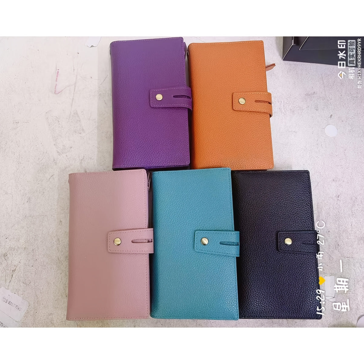 Portefeuille femme long à chéquier amovible et poche téléphone