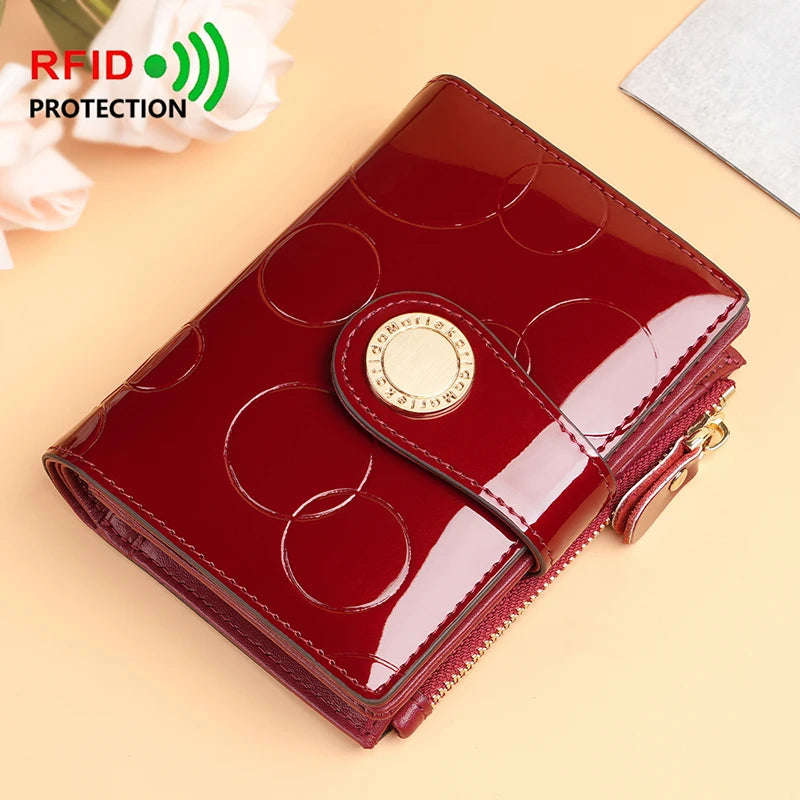 Portefeuille femme compact en cuir verni RFID avec fermeture pression et zip sécurisé — photo 1