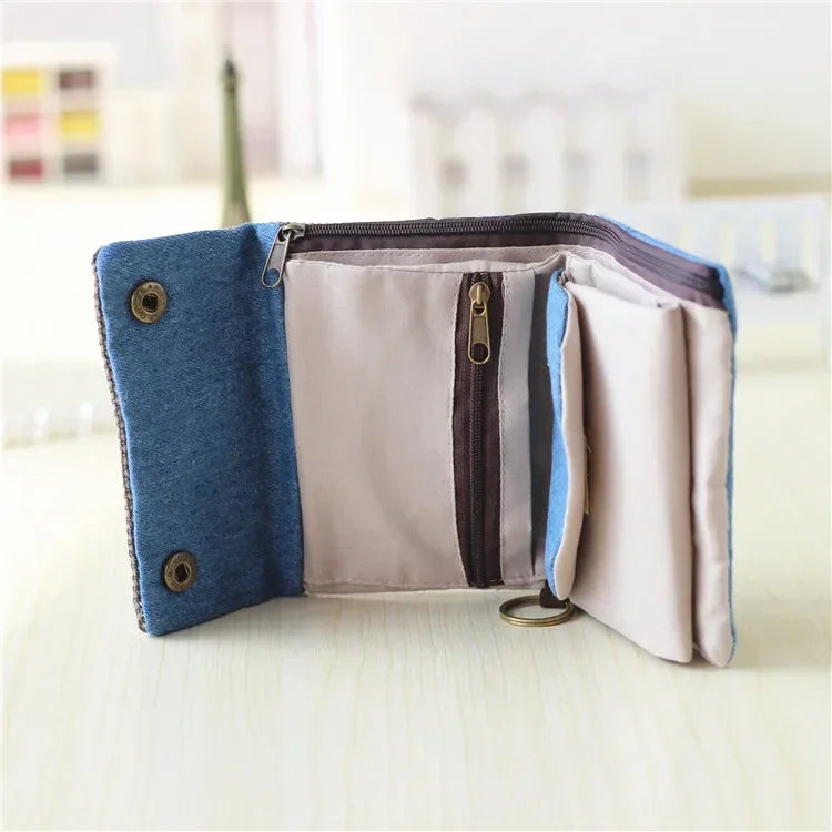 Portefeuille femme compact en tissu coton avec rabat et compartiments multiples — photo 2 Image