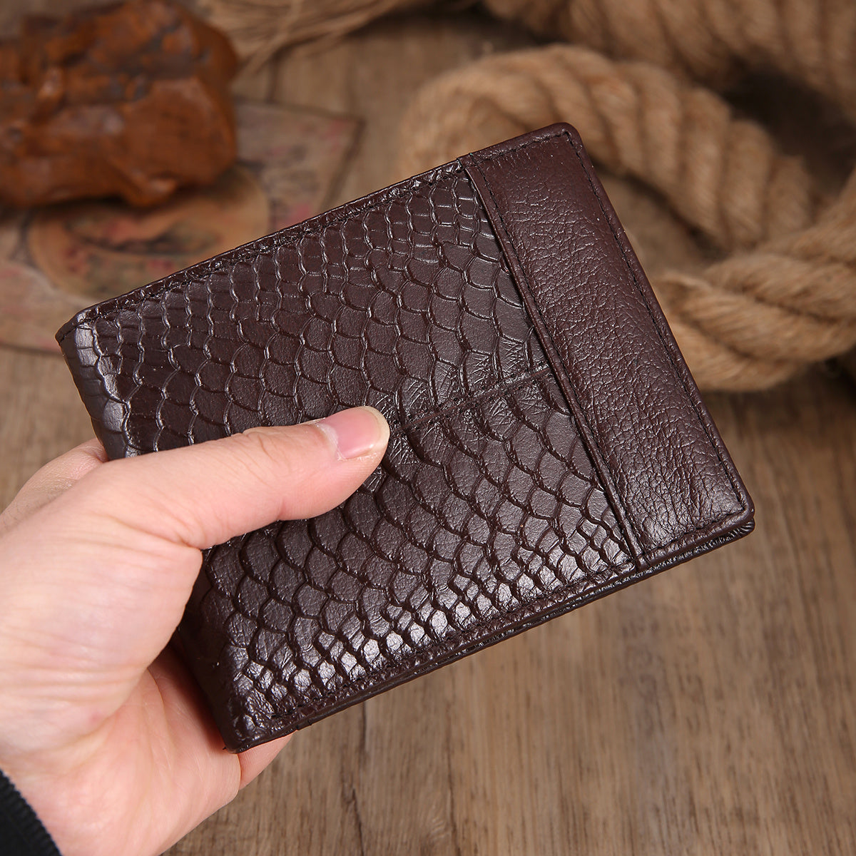 Portefeuille homme gaufré écailles en cuir PU, trois teintes