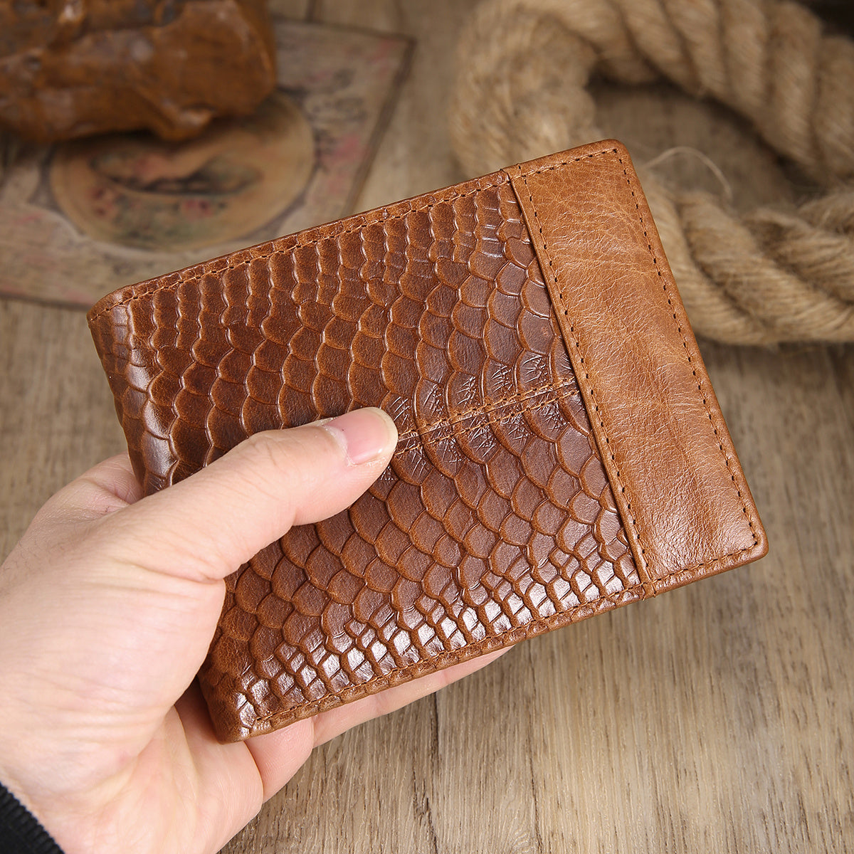 Portefeuille homme gaufré écailles en cuir PU, trois teintes