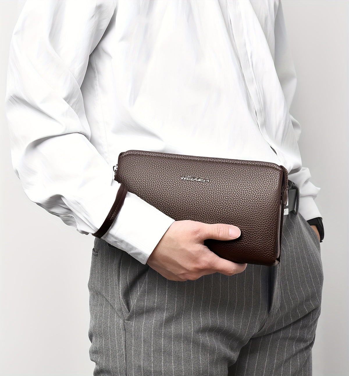 Portefeuille homme pochette zippée à cadenas et 12 fentes