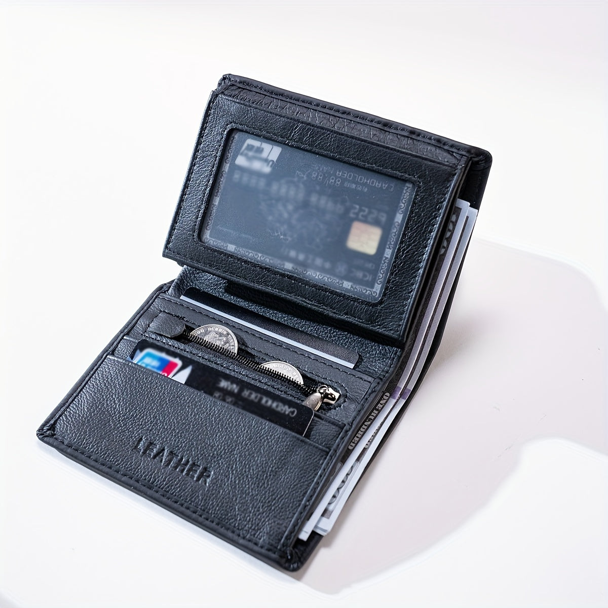 Portefeuille homme vertical, douze logements et 86 grammes