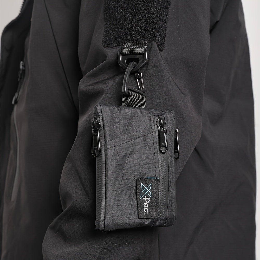 Portefeuille homme zippé 5 poches, mousqueton, format EDC