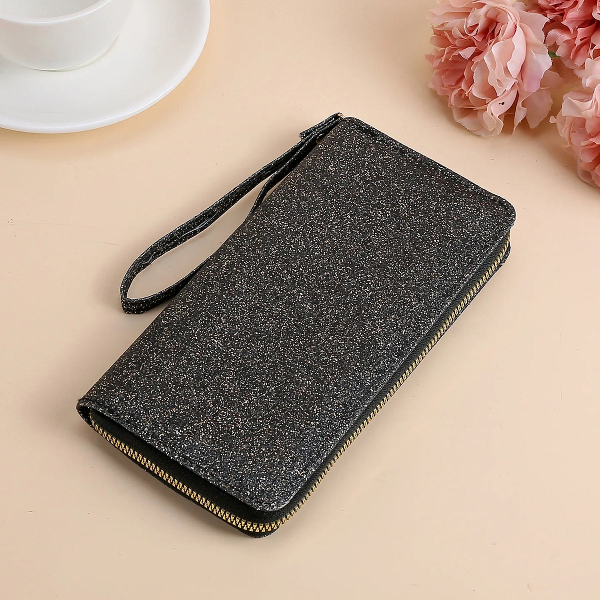 Portefeuille long brillant en simili cuir pailleté avec dragonne pour femme — photo 7