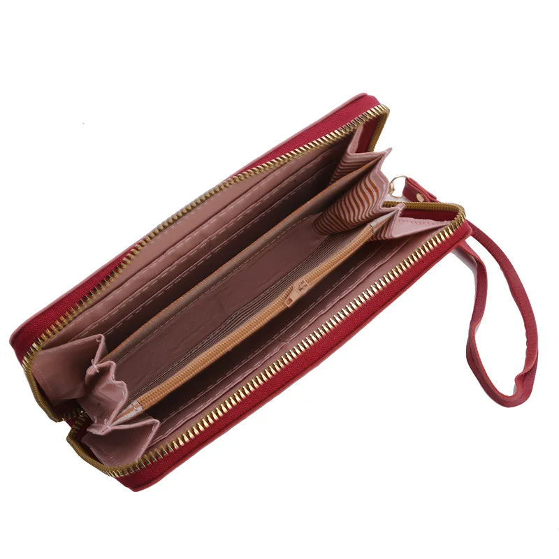 Portefeuille long pour femme en cuir pu souple à motifs cœurs — photo 5