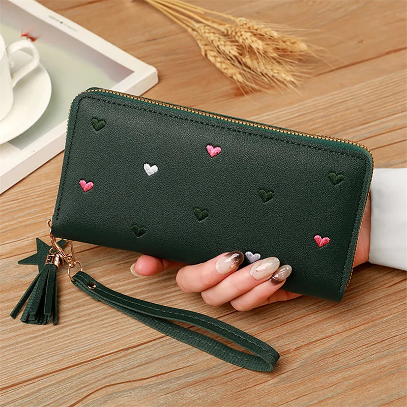Portefeuille long pour femme en cuir pu souple à motifs cœurs — photo 9