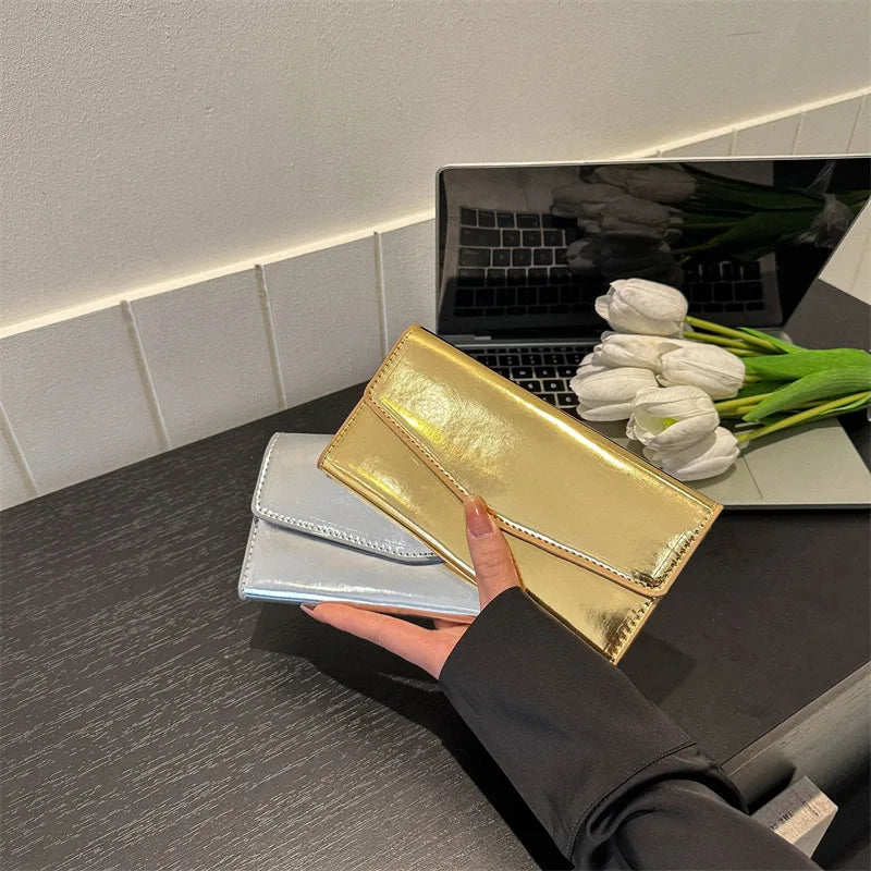 Portefeuille long pour femme en cuir verni brillant style pochette — photo 1