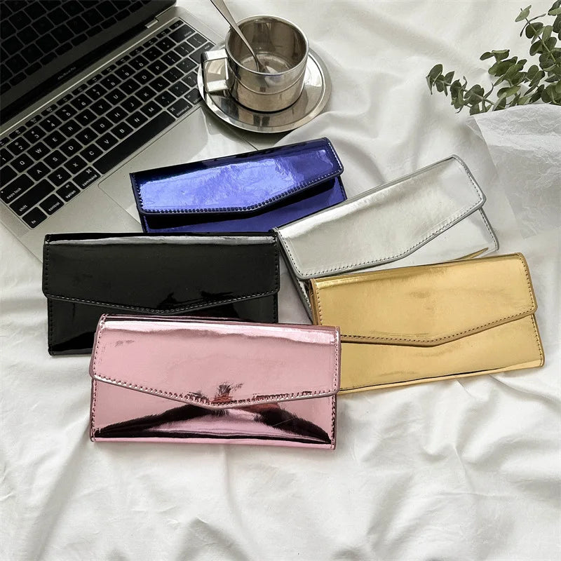 Portefeuille long pour femme en cuir verni brillant style pochette — photo 3