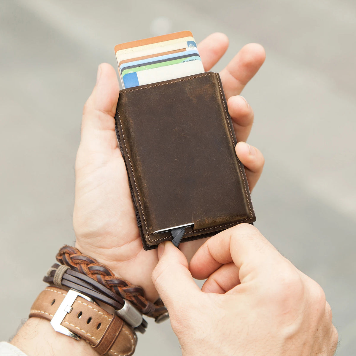 Portefeuille Magic Wallet  en cuir véritable - Pop-Up & RFID — photo 1