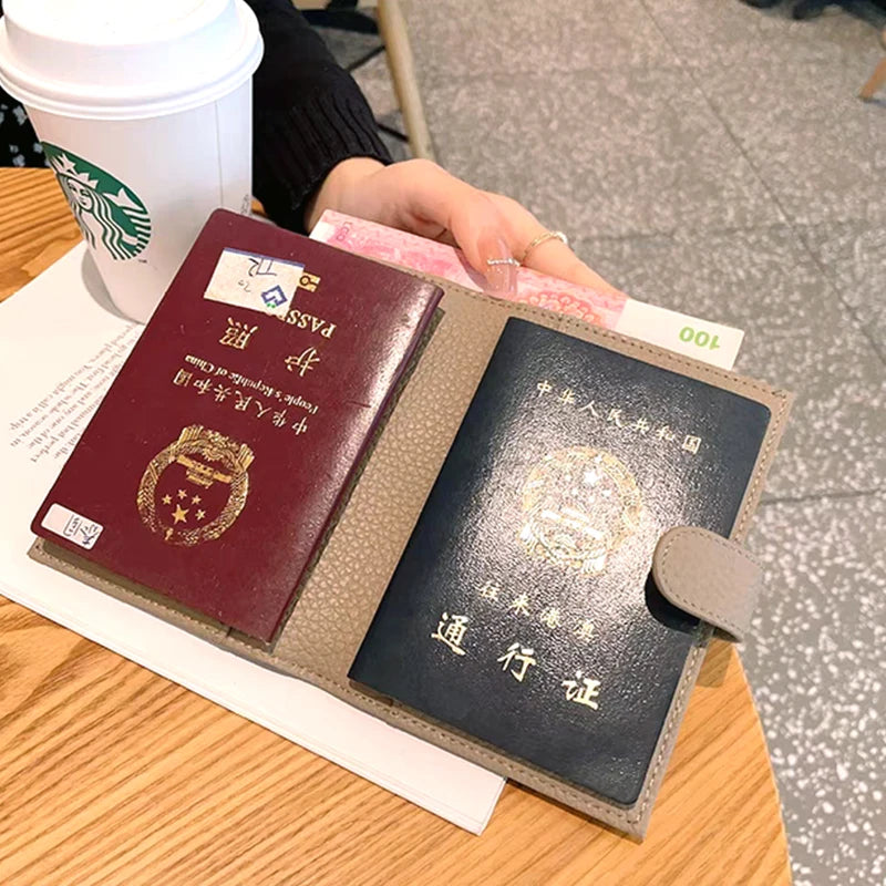 Protège-passeport luxueux en cuir de vachette personnalisé avec initiales — photo 6