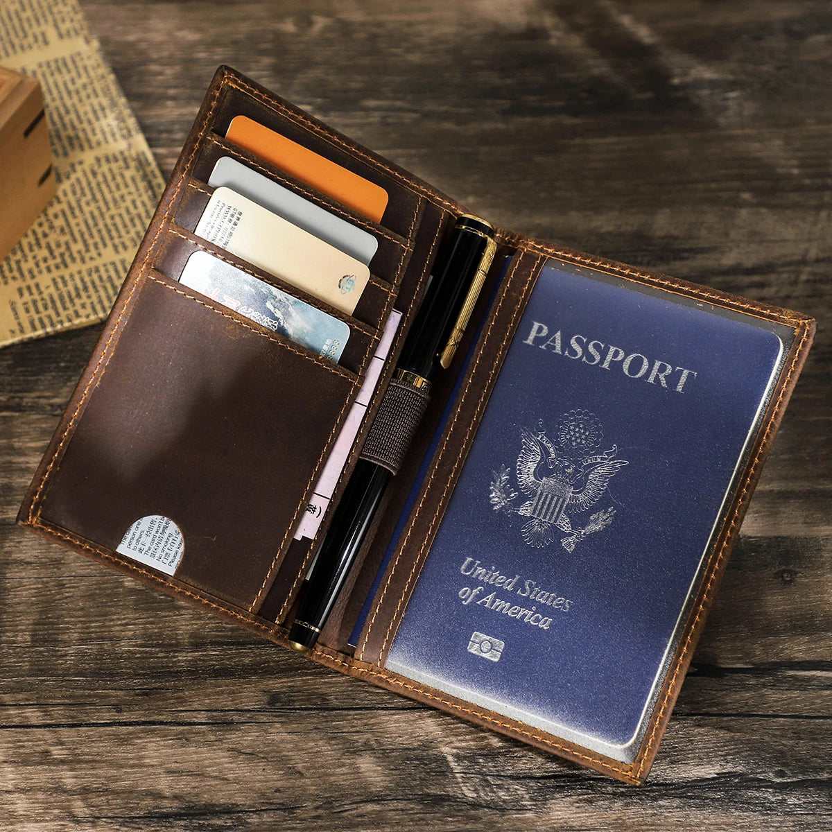 Protège-passeport en cuir véritable pour homme avec fente pour stylo — photo 1